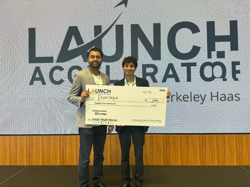 Rishabh Goel winning first prize at the Berkeley Haas LAUNCH Accelerator for Doorstep.ai